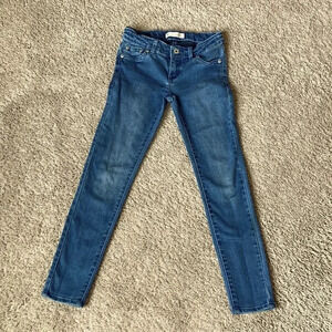 Levi’s 710 Super Skinny Jeans